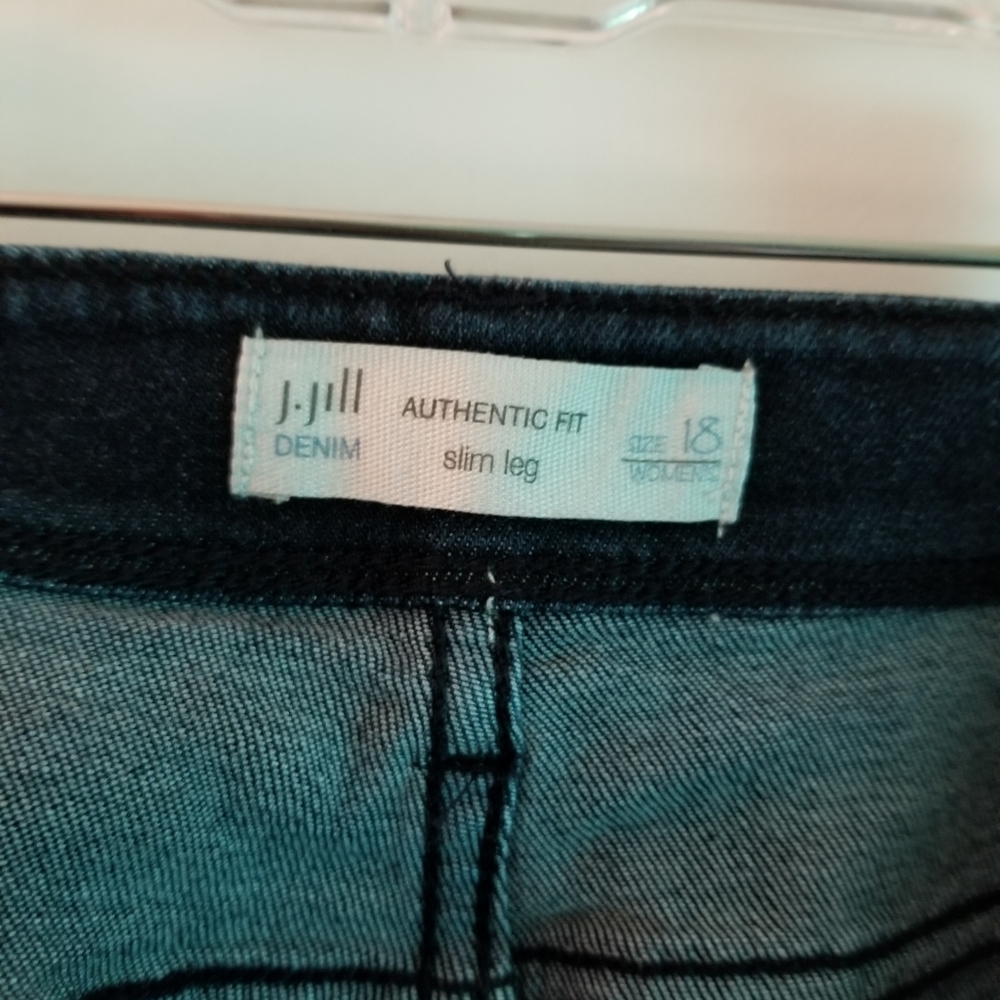 J.Jill Authentic Fit  slim leg jeans